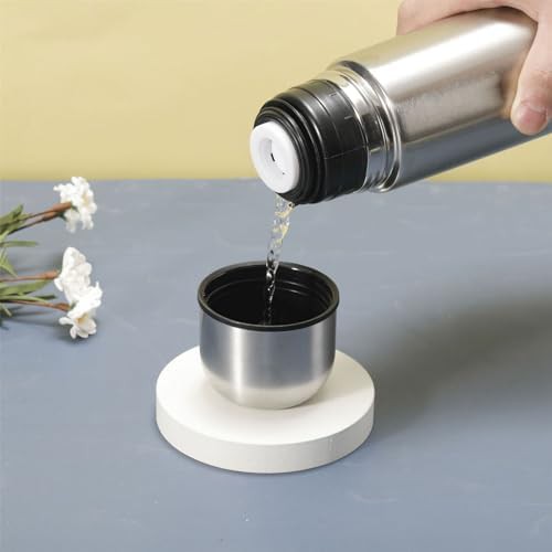 Thermal coffee flask with integrated cup — photo 5